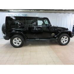Jeep Wrangler Unlimited Sahara -15