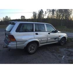 SsangYong Musso 4wd tdi obs 5000KR -97