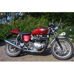 Triumph Thruxton 900 -04