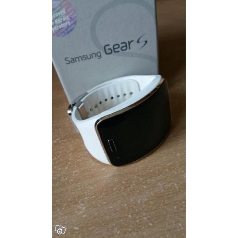 Samsung Gear S - smartklocka