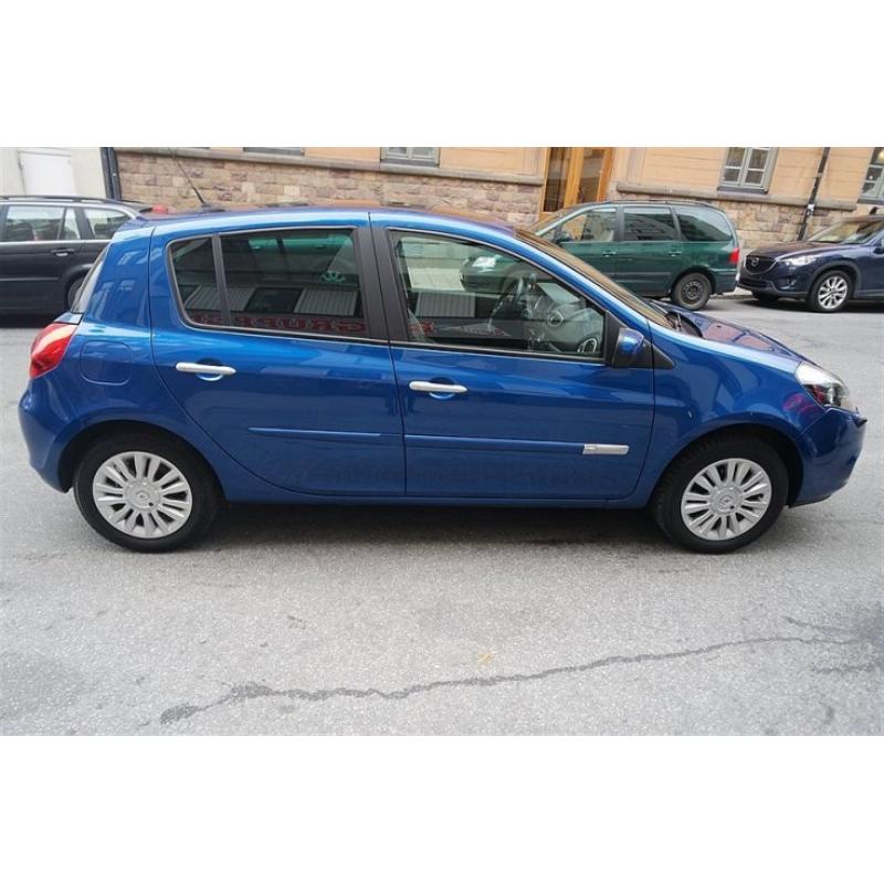 Renault Clio III 1.5 dCi 5D Glastak LM S+V Mo -11